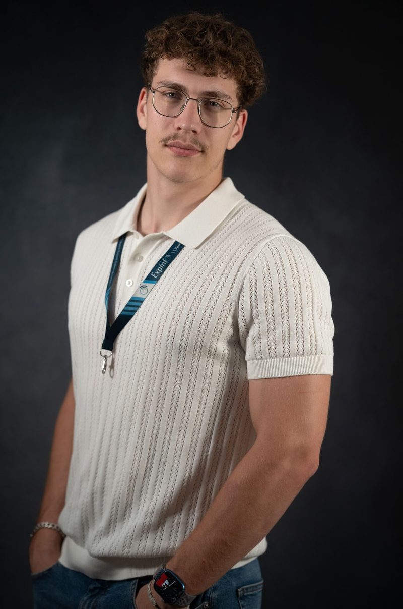 Portrait d’Eliott Moineau, consultant en cybersécurité
